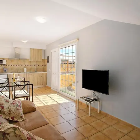 Montemar 1 Apartment *